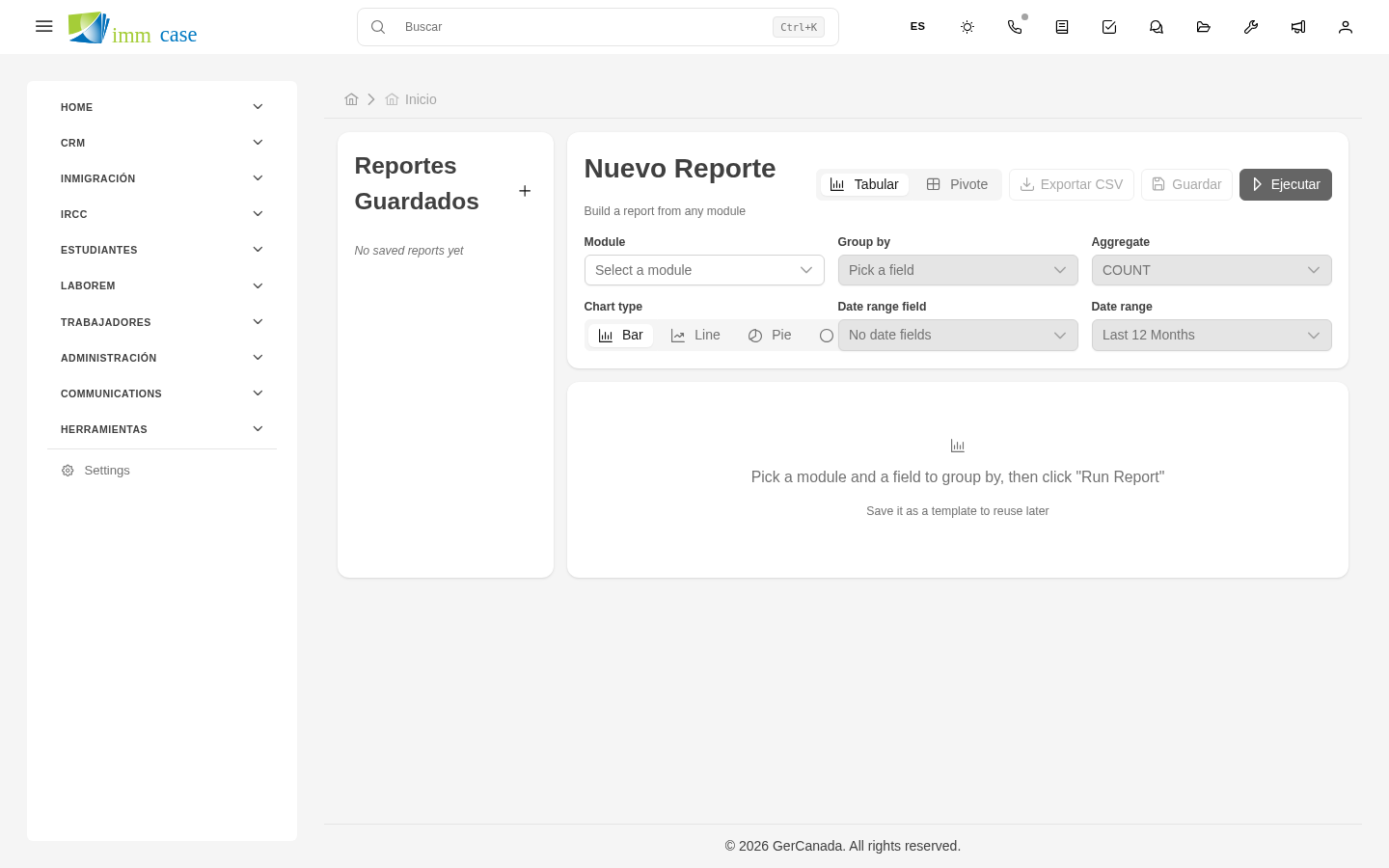 Screenshot: reporte ejecutado mostrando tabla con casos cerrados por consultor y gráfico de barras