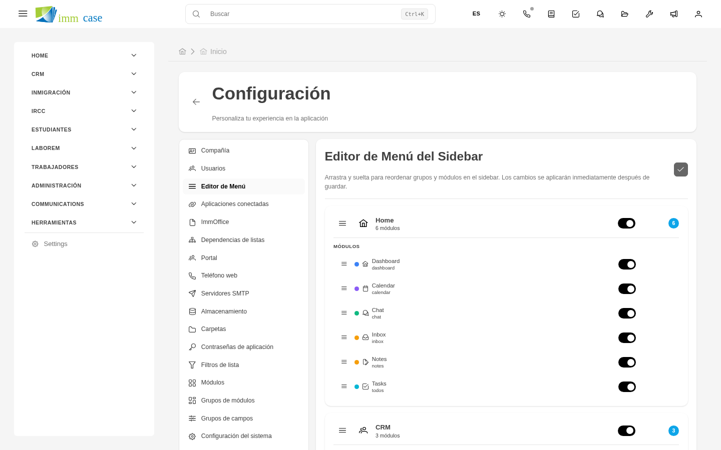 Screenshot: editor de menú con árbol de grupos y módulos, opciones de drag & drop
